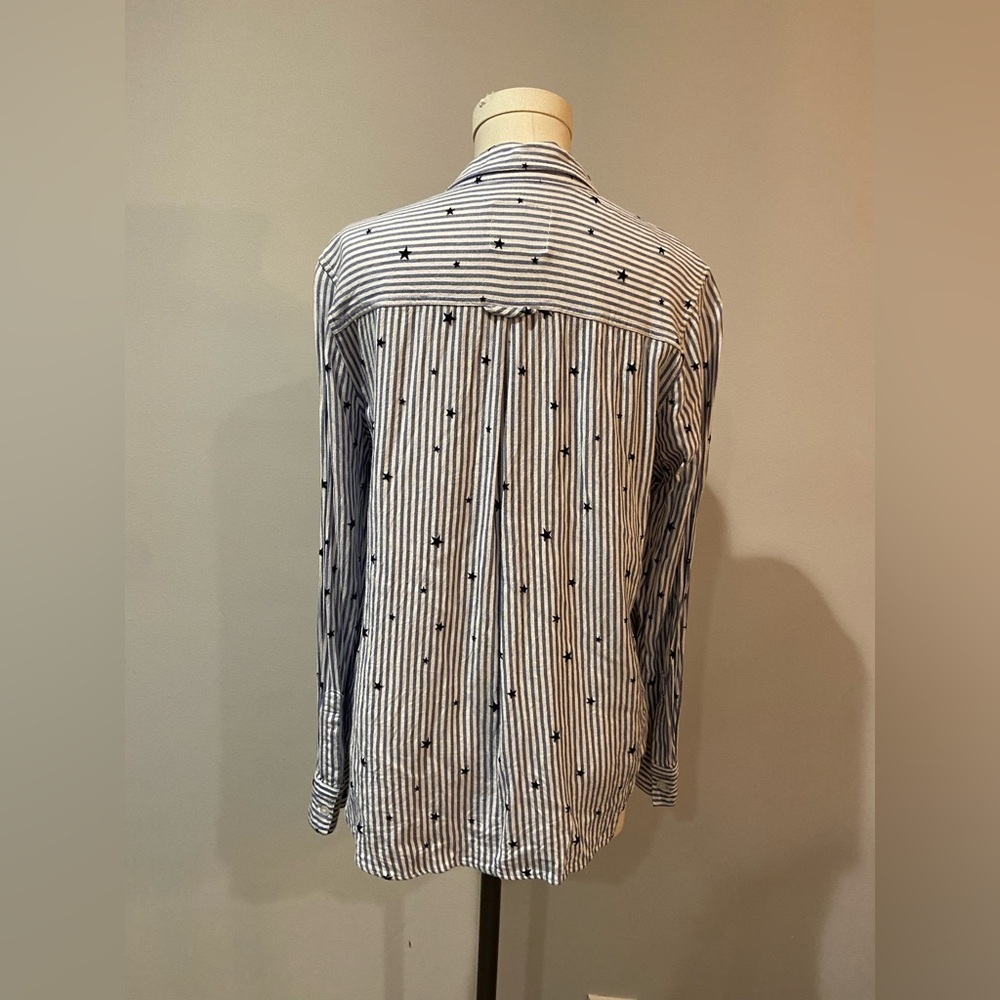 Rails Taylor Button Down ⭐️ - Picture 4 of 7
